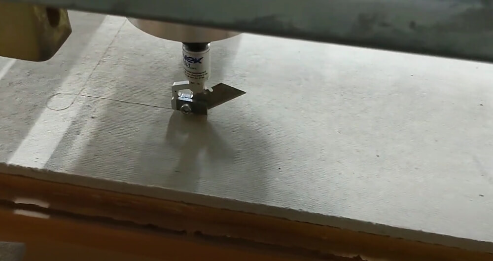 Donek drag knife cutting 1.5in homosote on a ShopBot PR
